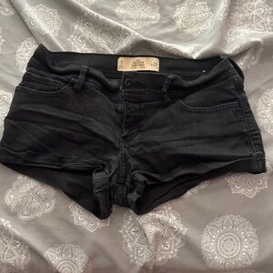 Hollister Jet Black Low Rise Denim Shorts